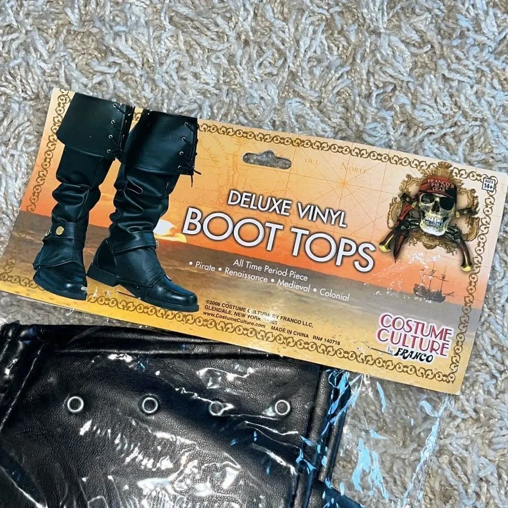 New Deluxe Vinyl Pirate Boot Tops  Cosplay Halloween  Fits Over Most Adult Boots